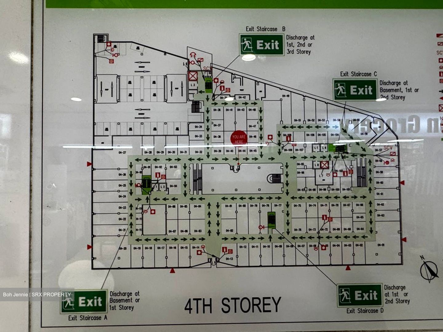 Lucky Plaza (D9), Shop House #526121501